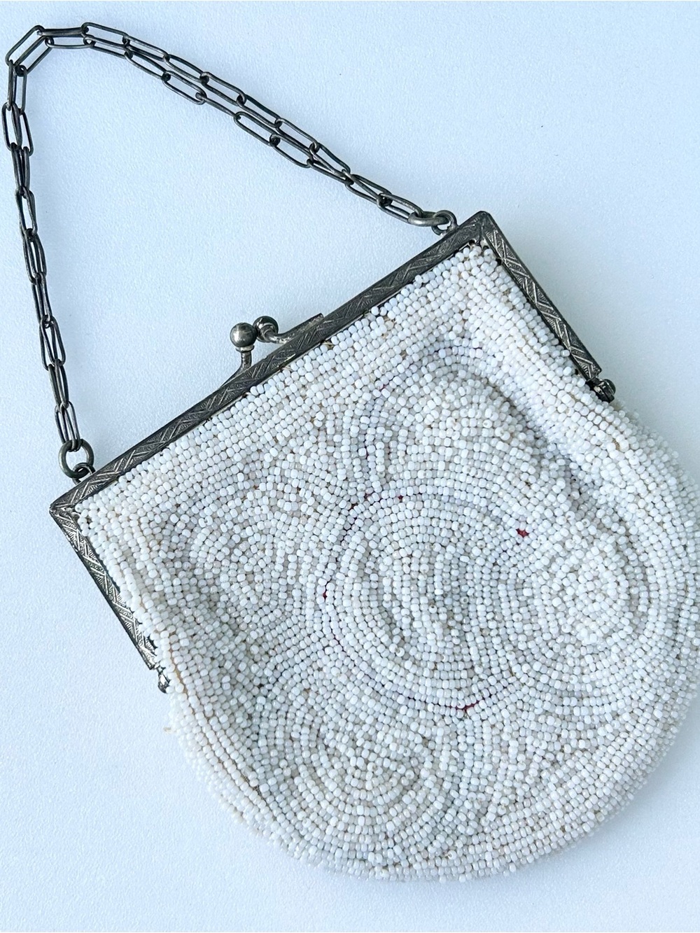 Vintage Art Deco 1920s Hinged Purse Seed Beadwork in Cream and White Beads